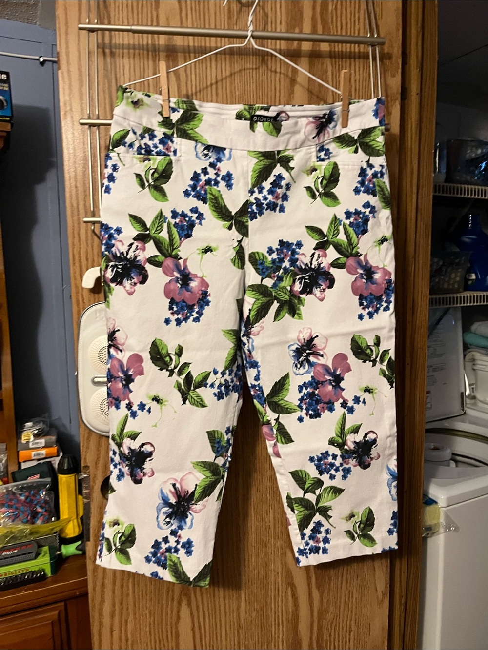 George White Floral Cropped Capri Pants with Purple & Blue Blooms